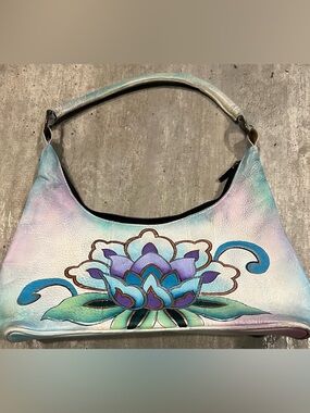 ANUSCHKA - Lotus Art Design- Medium Zip top Hobo Blue/Purple